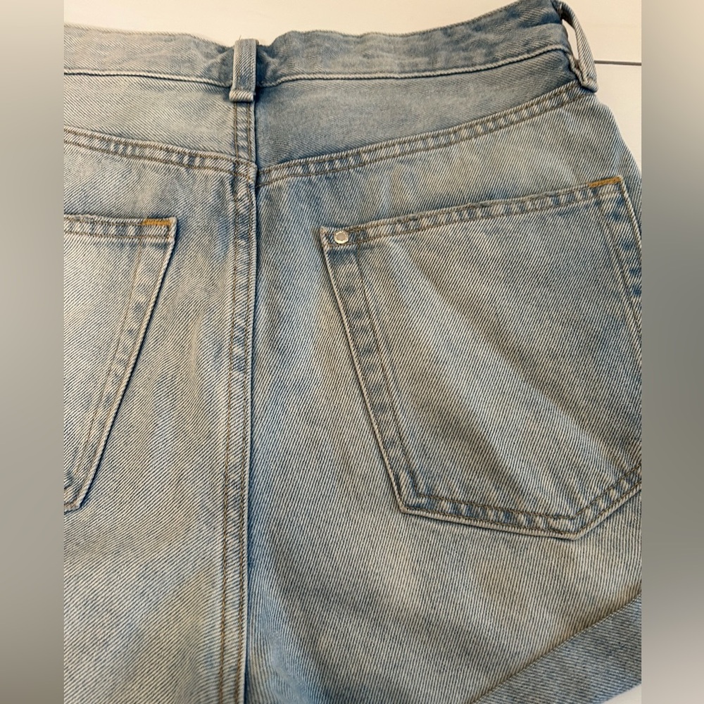 H&M Denim High Waisted Shorts - Picture 5 of 9